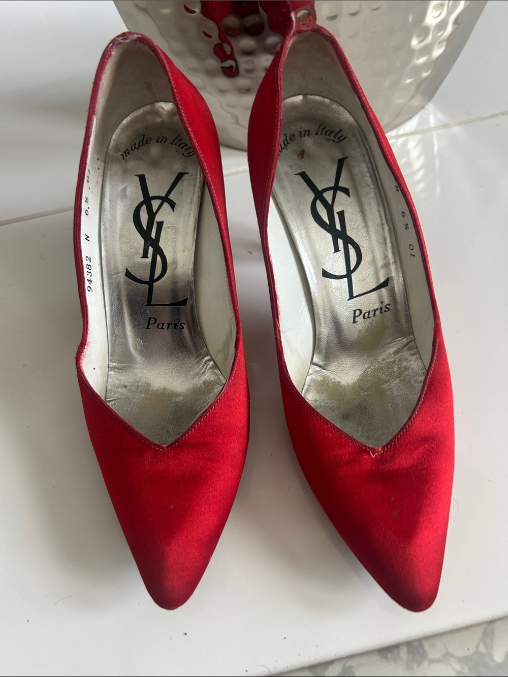 Yves Saint Laurent Red Satin Pointed-Toe Pumps - YSL Paris Insole